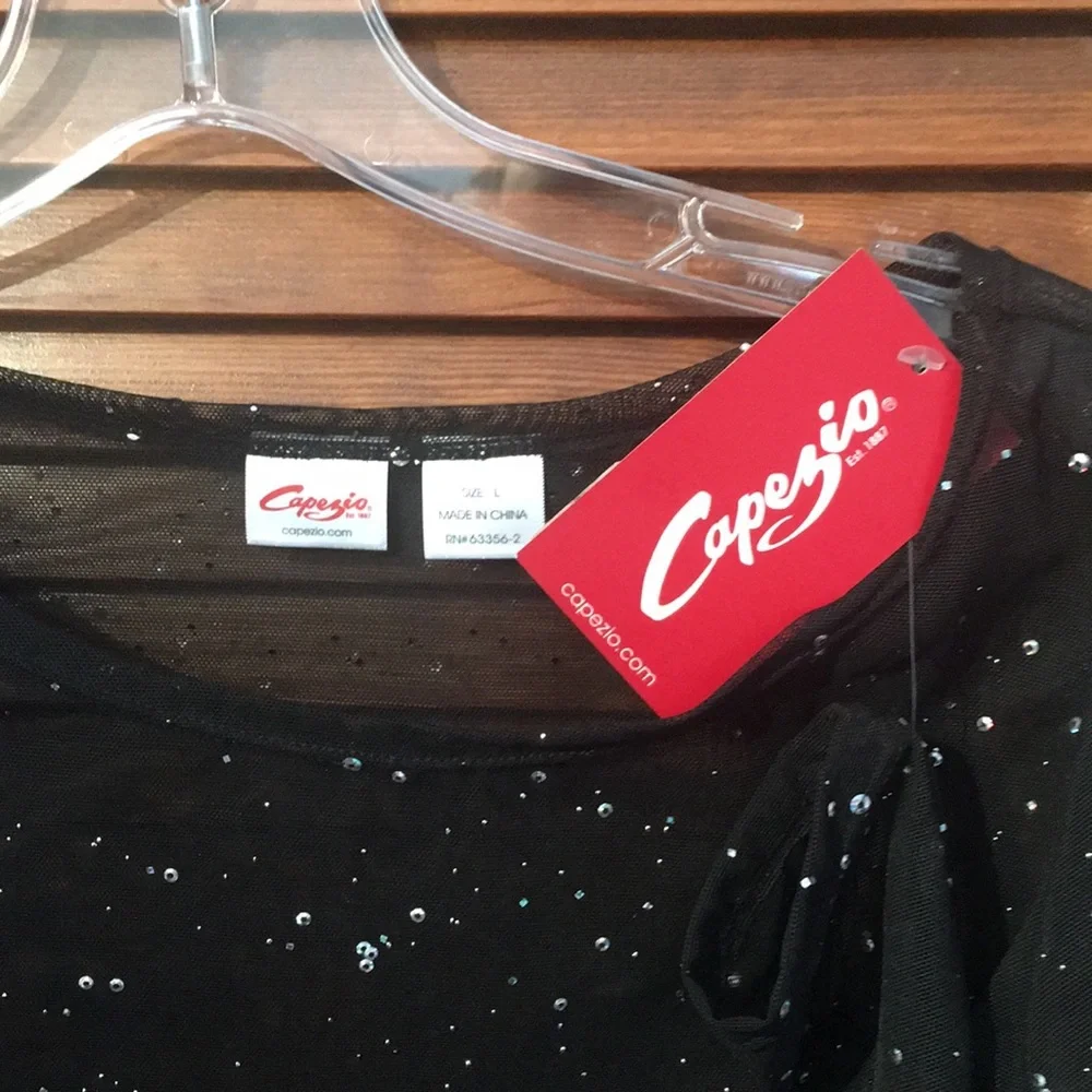 Top Crop Mesh Capezio Black Sparkly size Large New - Picture 2 of 3
